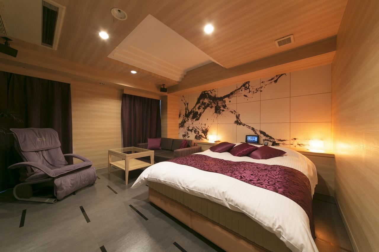Hotel Lotus Kobe (Adults Only) Экстерьер фото